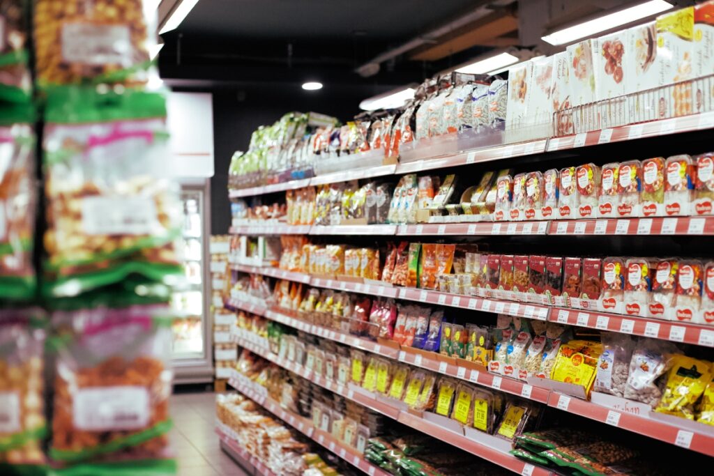 Surveillez bien cette nouvelle étiquette dans vos supermarchés, elle arrive cet été